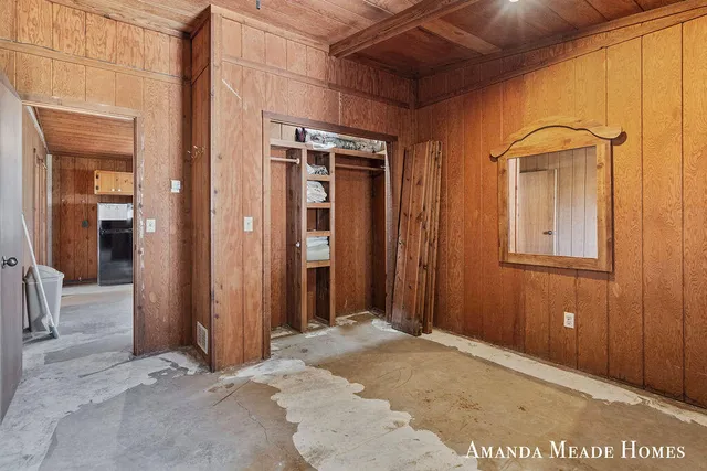 $1,500,000 | 12345 92nd Street Southeast, Alto, MI 49302