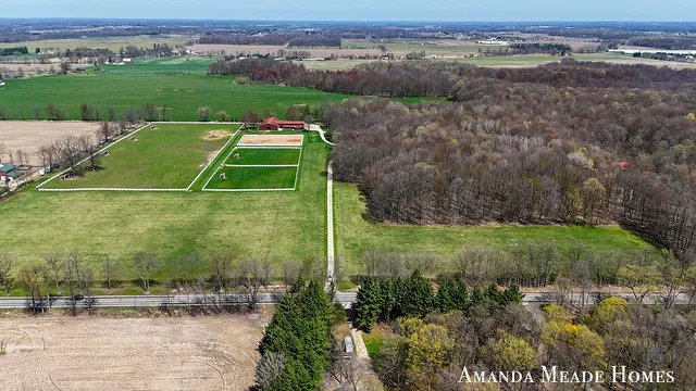 $1,500,000 | 12345 92nd Street Southeast, Alto, MI 49302