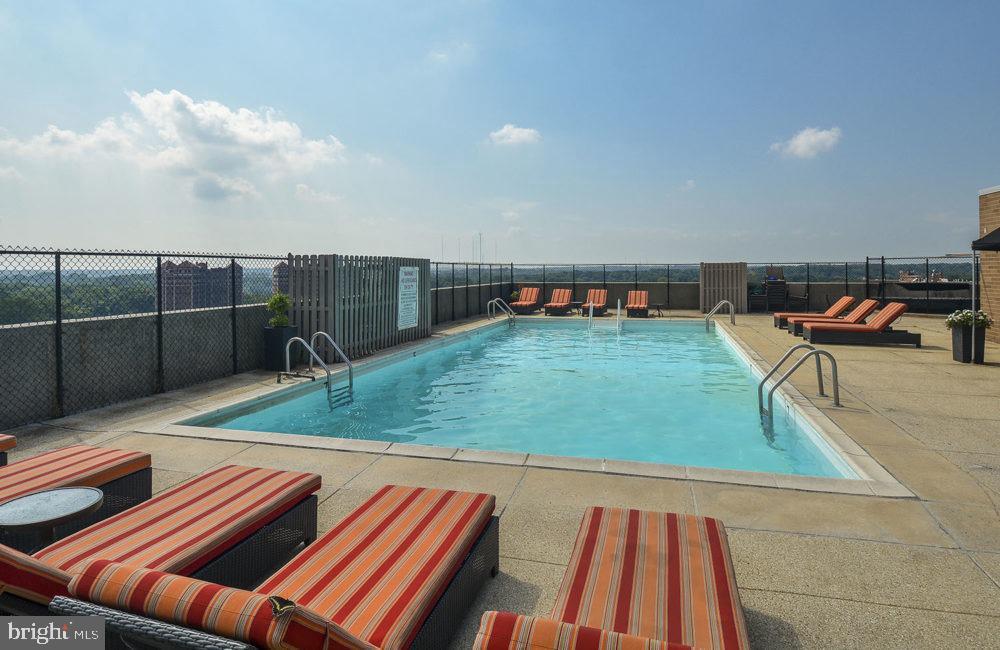 515 West Chelten Avenue, Unit 2B1302 Philadelphia, PA 19144 - Photo 31 of 36 a outdoor view with a sitting space