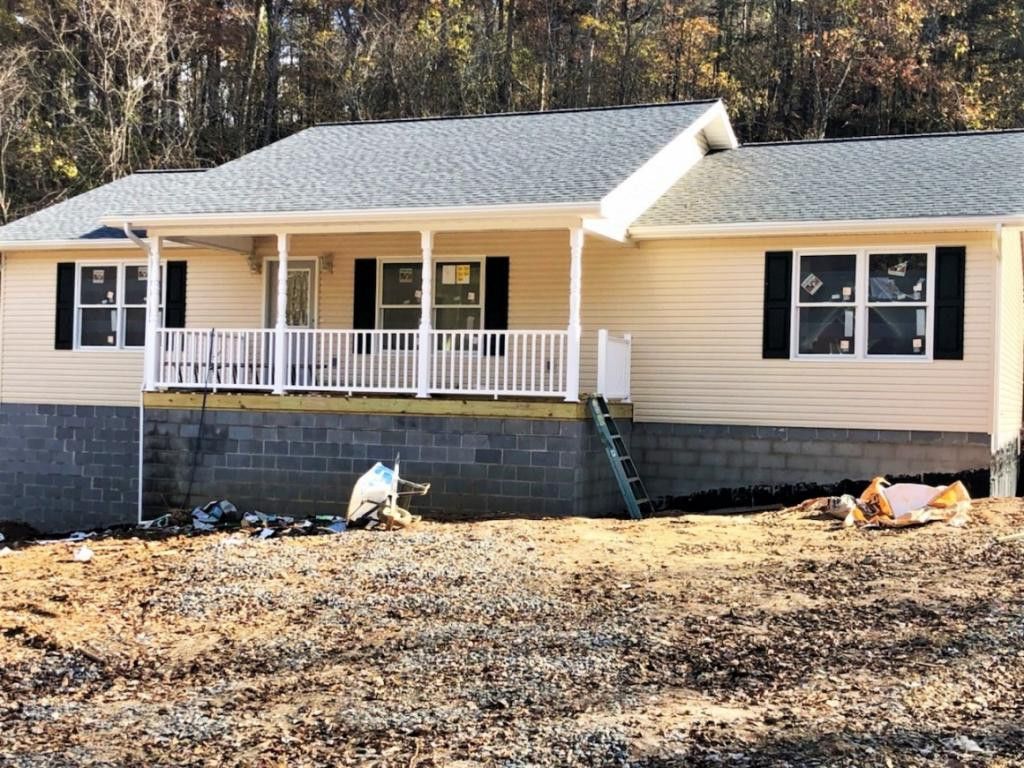 1154 Autumn Breeze Road Newport, TN 37821 - Photo 3 of 9 Photo 3