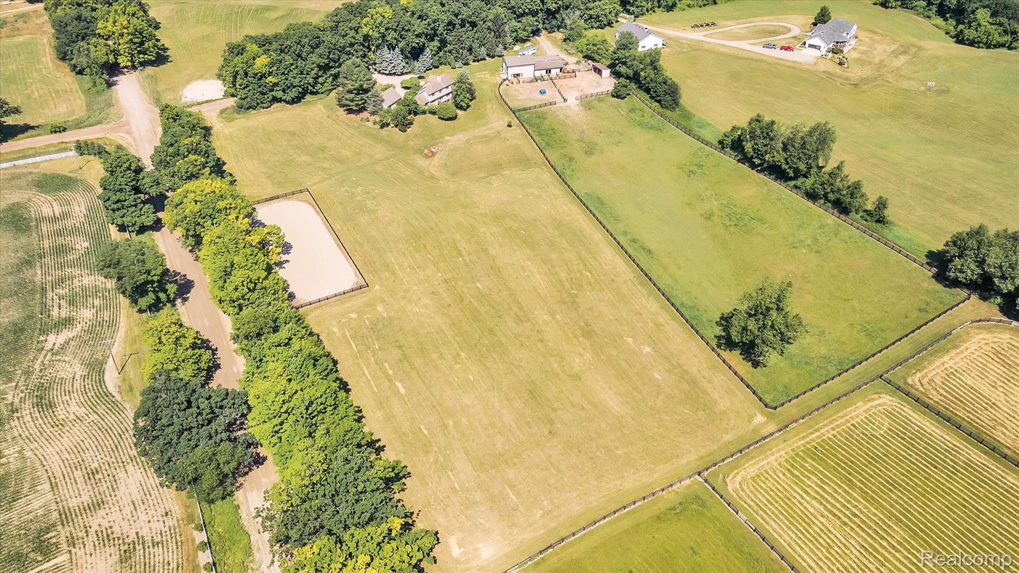 2090 Delano Road Oxford, MI 48371 - Photo 88 of 102 Gallery Image 88