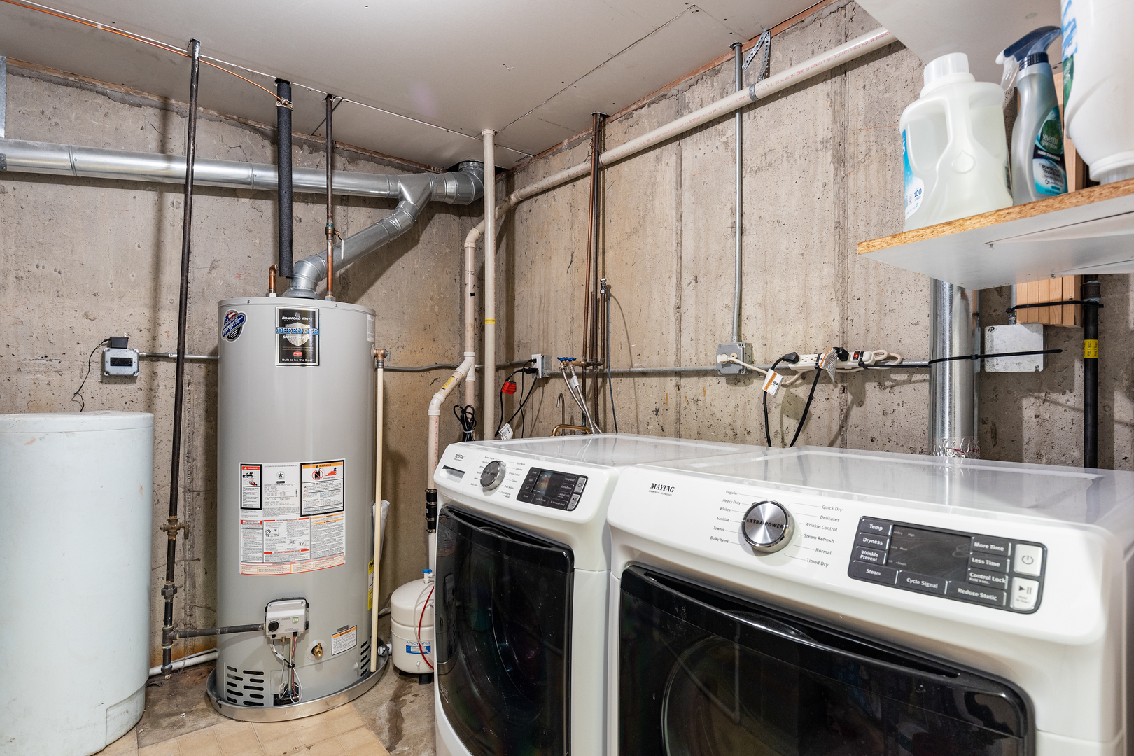 833 Swallow Street Deerfield, IL 60015 - Photo 25 of 37 a utility room with dryer and washer