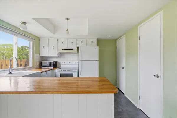 $269,000 | 3273 Bolgos Circle, Ann Arbor, MI 48105