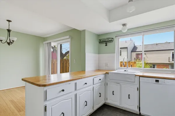$269,000 | 3273 Bolgos Circle, Ann Arbor, MI 48105