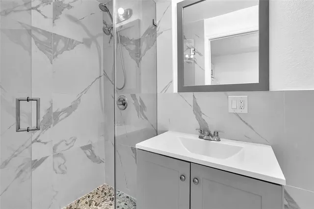 $599,999 | 41 Miami Gardens Road, West Park, FL 33023