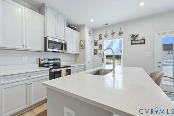 $315,000 | 2031 Turtle Parkway, Sandston, VA 23150