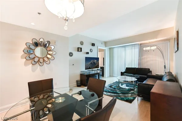$2,895 | 2700 South Las Vegas Boulevard, Unit 2107, Las Vegas, NV 89109