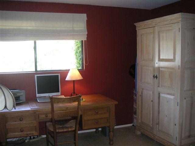 519 Fellowship Road Santa Barbara, CA 93109 - Photo 13 of 16 a workspace with furniture and a window