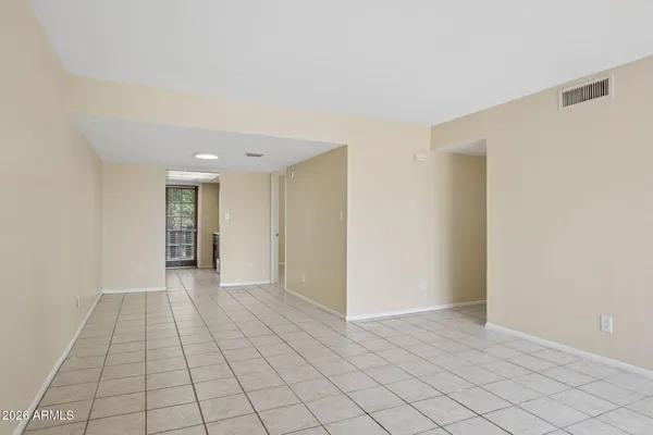 $1,395 | 1927 East Hampton Avenue, Unit 216, Mesa, AZ 85204