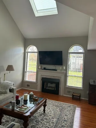 $515,000 | 89 Violet Court, Whitehouse Station, NJ 08889