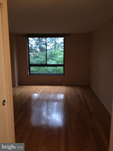 1808 Old Meadow Road, Unit 805 McLean, VA 22102 - Photo 5 of 6 Interior (General)