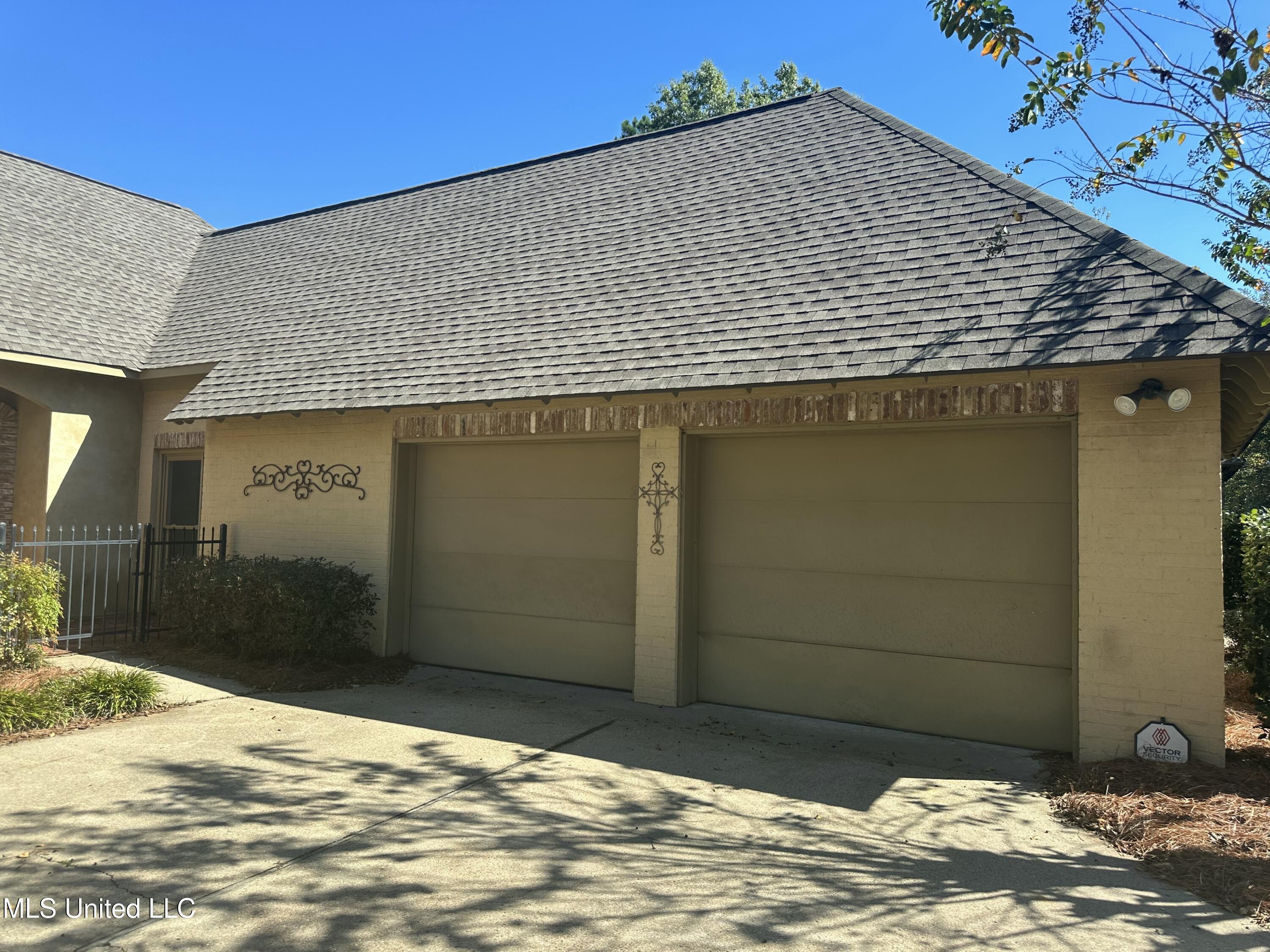 117 Links Cove Madison, MS 39110 - Photo 2 of 38 IMG_4307