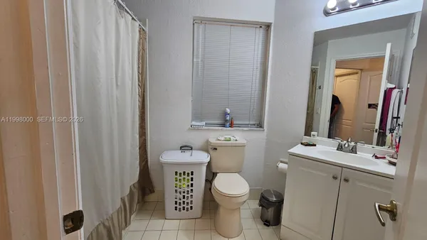 $2,690 | 8970 West Flagler Street, Unit 206, Miami, FL 33174