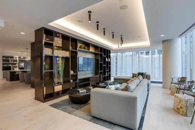 $1,950 | 515 Church Street, Unit 3002, Nashville, TN 37219