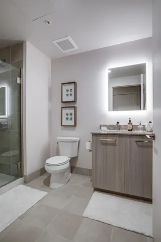 $1,950 | 515 Church Street, Unit 3002, Nashville, TN 37219