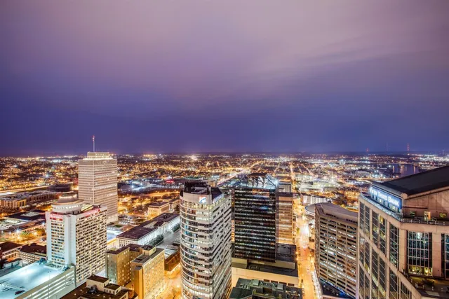 $1,950 | 515 Church Street, Unit 3002, Nashville, TN 37219