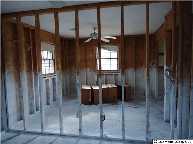 219 Heron Road Lavallette, NJ 08735 - Photo 9 of 15 Additional Photo