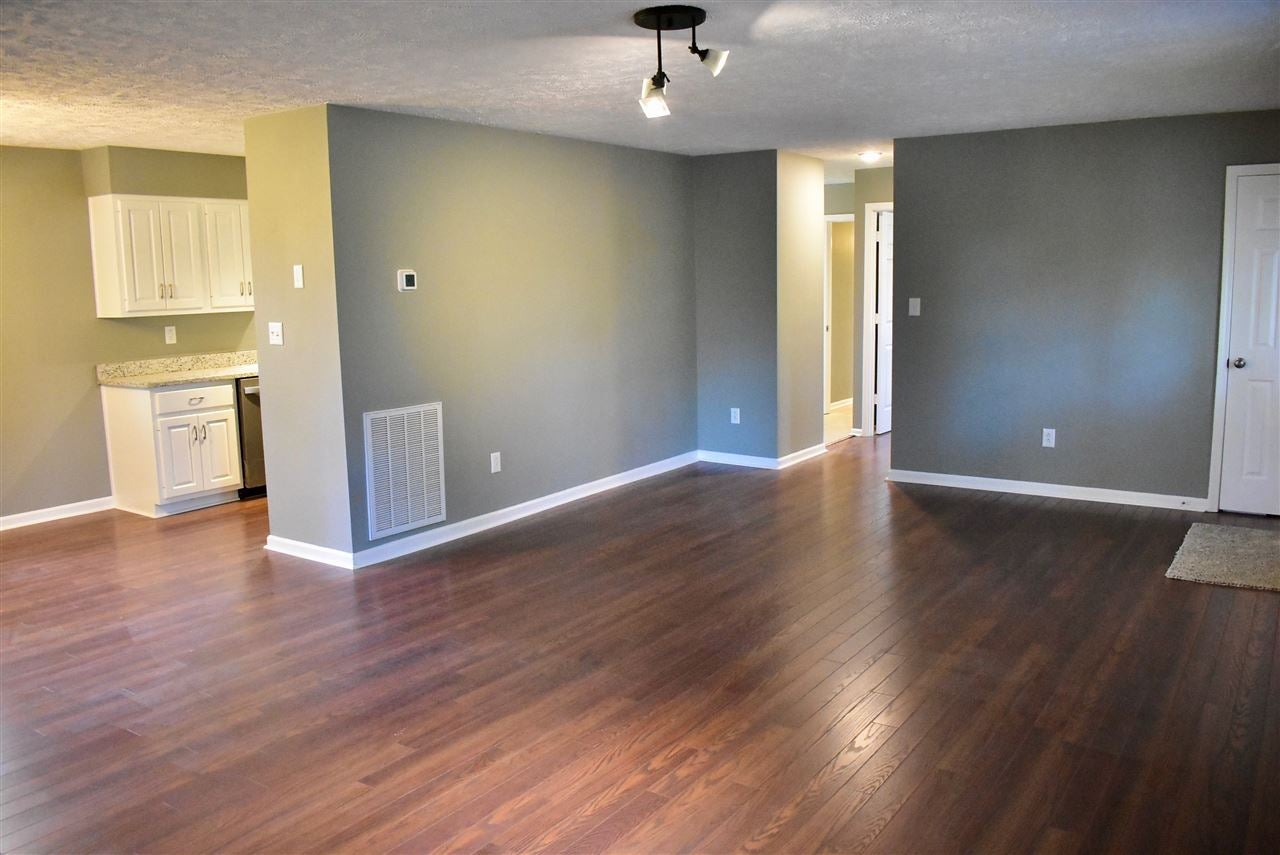 862 Sportsman Lake Road Franklin, KY 42134 - Photo 7 of 33 Gallery Image 7