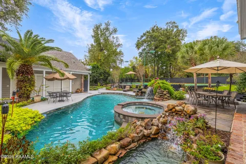 $1,395,000 | 105 Mill Valley Run, Lafayette, LA 70508