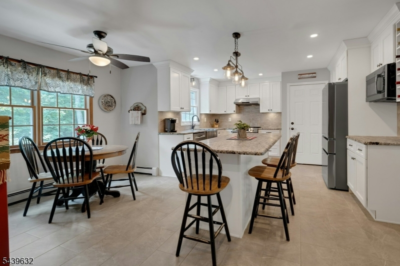 20 Lark Lane Oak Ridge, NJ 07438 - Photo 14 of 47
