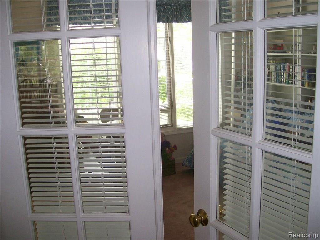 3423 Fairgrove Terrace Rochester Hills, MI 48309 - Photo 13 of 26