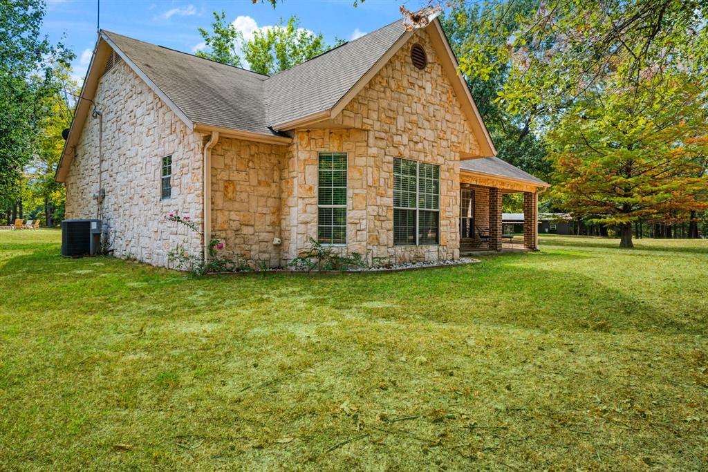 539 County Road Paris, TX 75460 - Photo 2 of 21 Gallery Image 2
