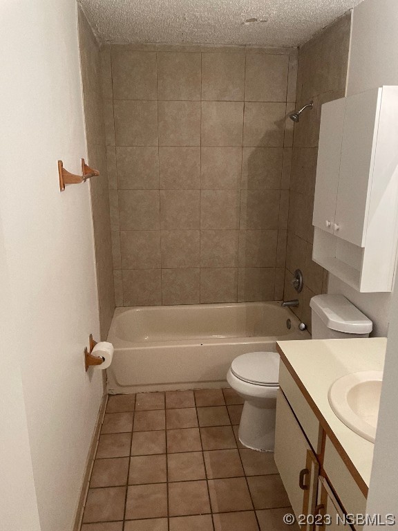 2352 Fern Palm Drive Edgewater, FL 32141 - Photo 10 of 12 a bathroom with a sink a toilet and a bathtub