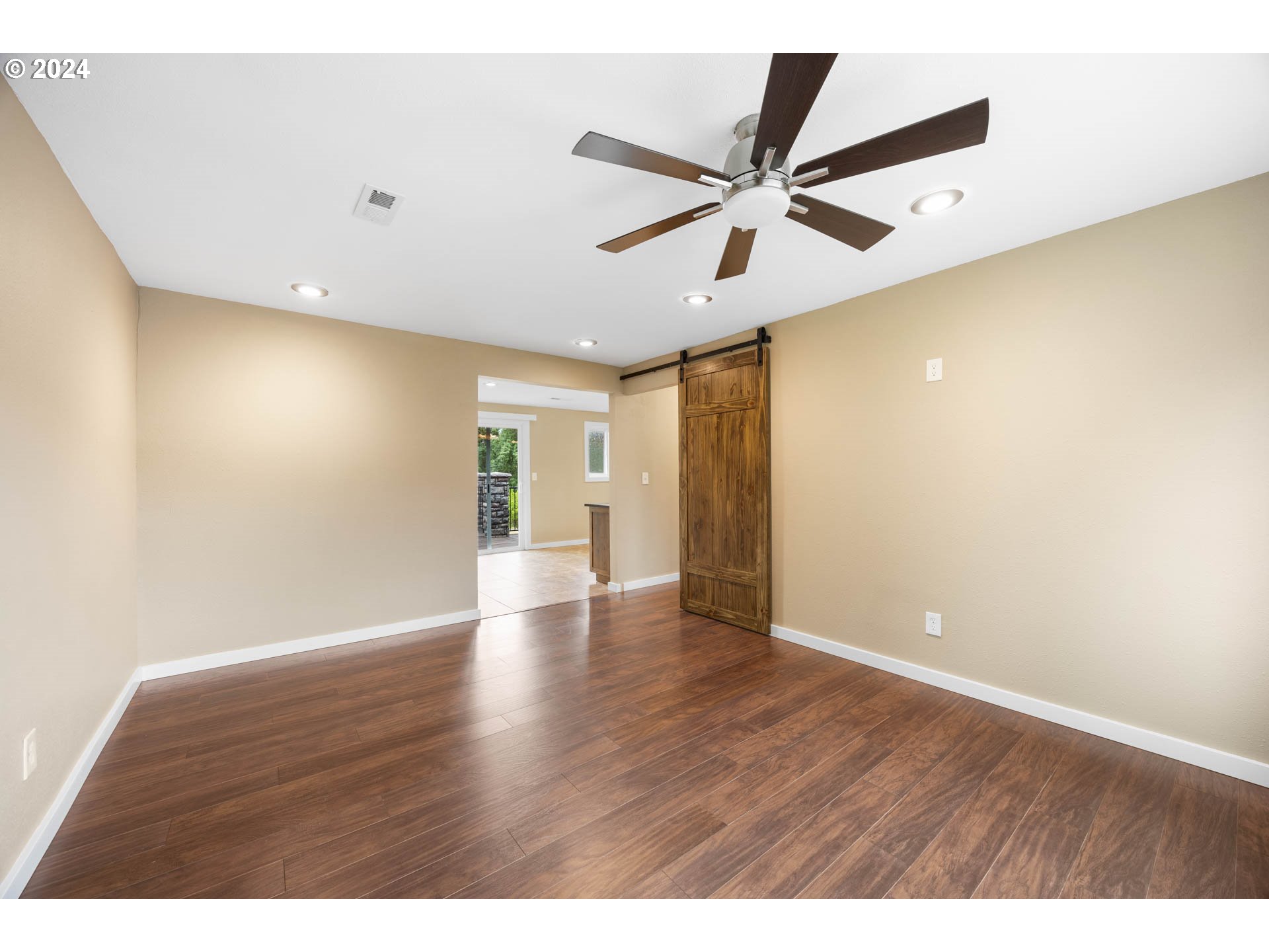 2174 Del Rio Road Roseburg, OR 97471 - Photo 18 of 48 Gallery Image 18