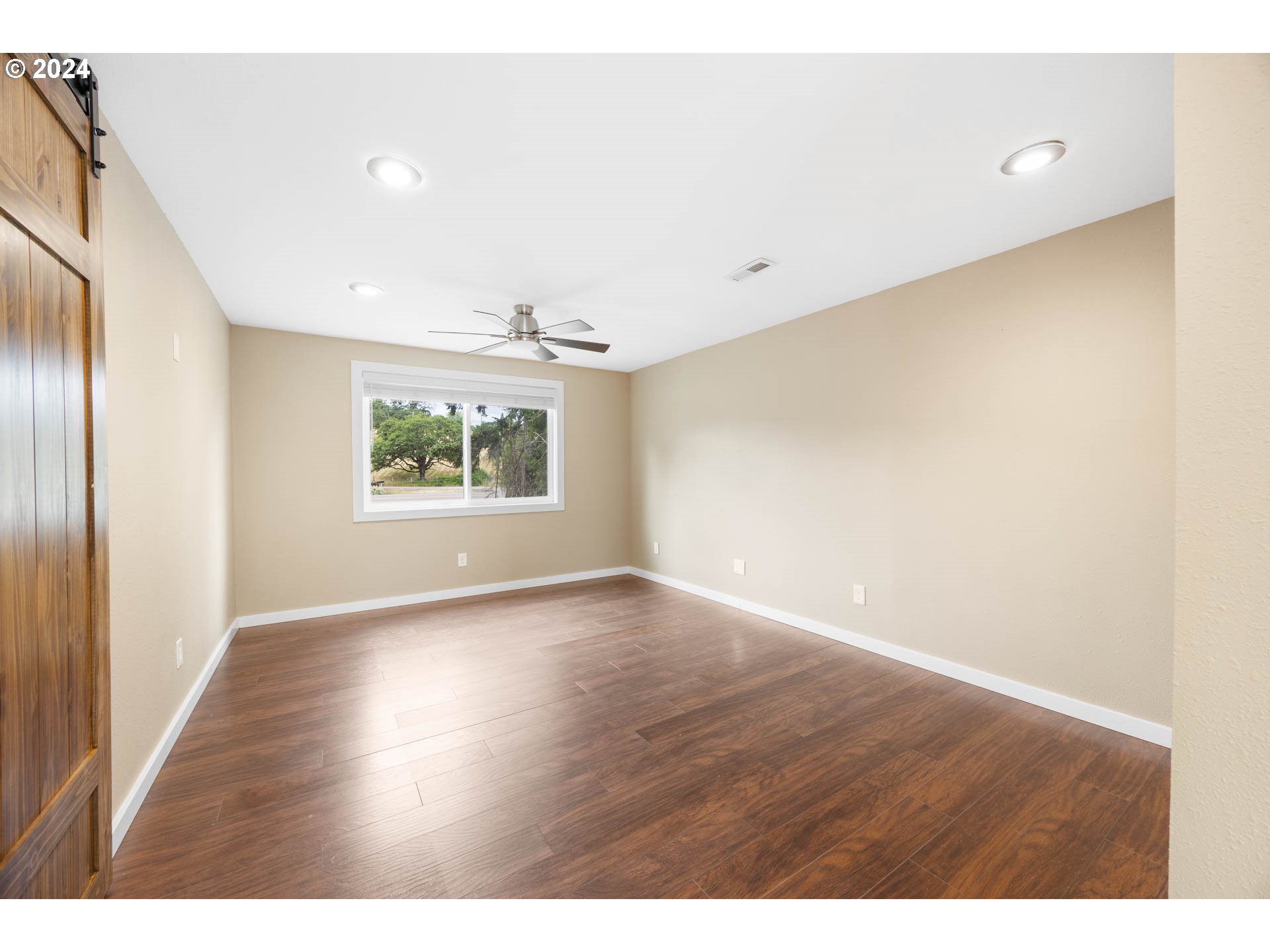 2174 Del Rio Road Roseburg, OR 97471 - Photo 19 of 48 Gallery Image 19