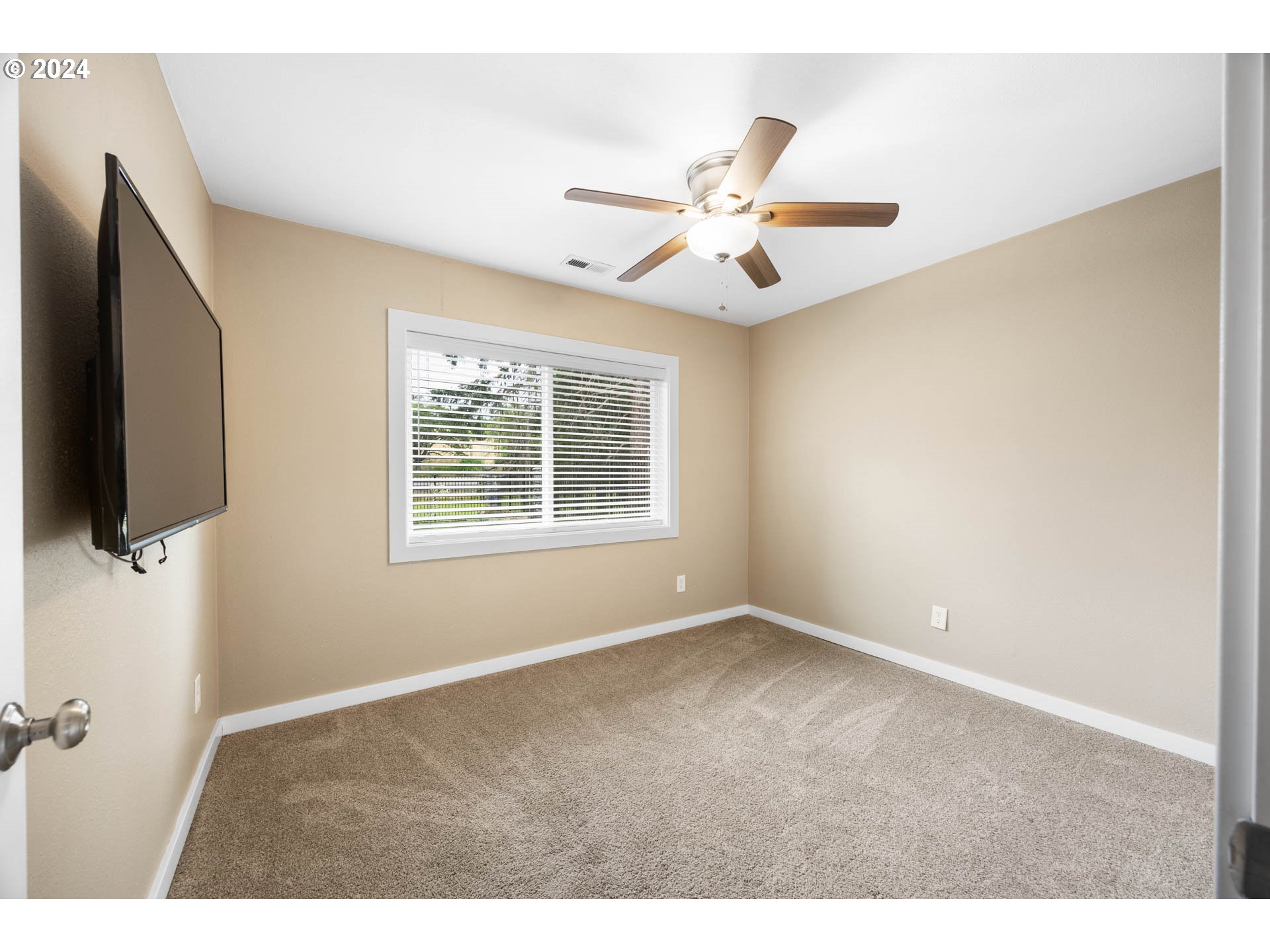 2174 Del Rio Road Roseburg, OR 97471 - Photo 30 of 48 Gallery Image 30