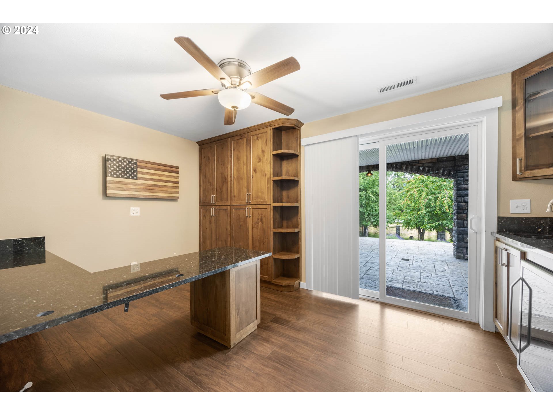 2174 Del Rio Road Roseburg, OR 97471 - Photo 31 of 48 Gallery Image 31