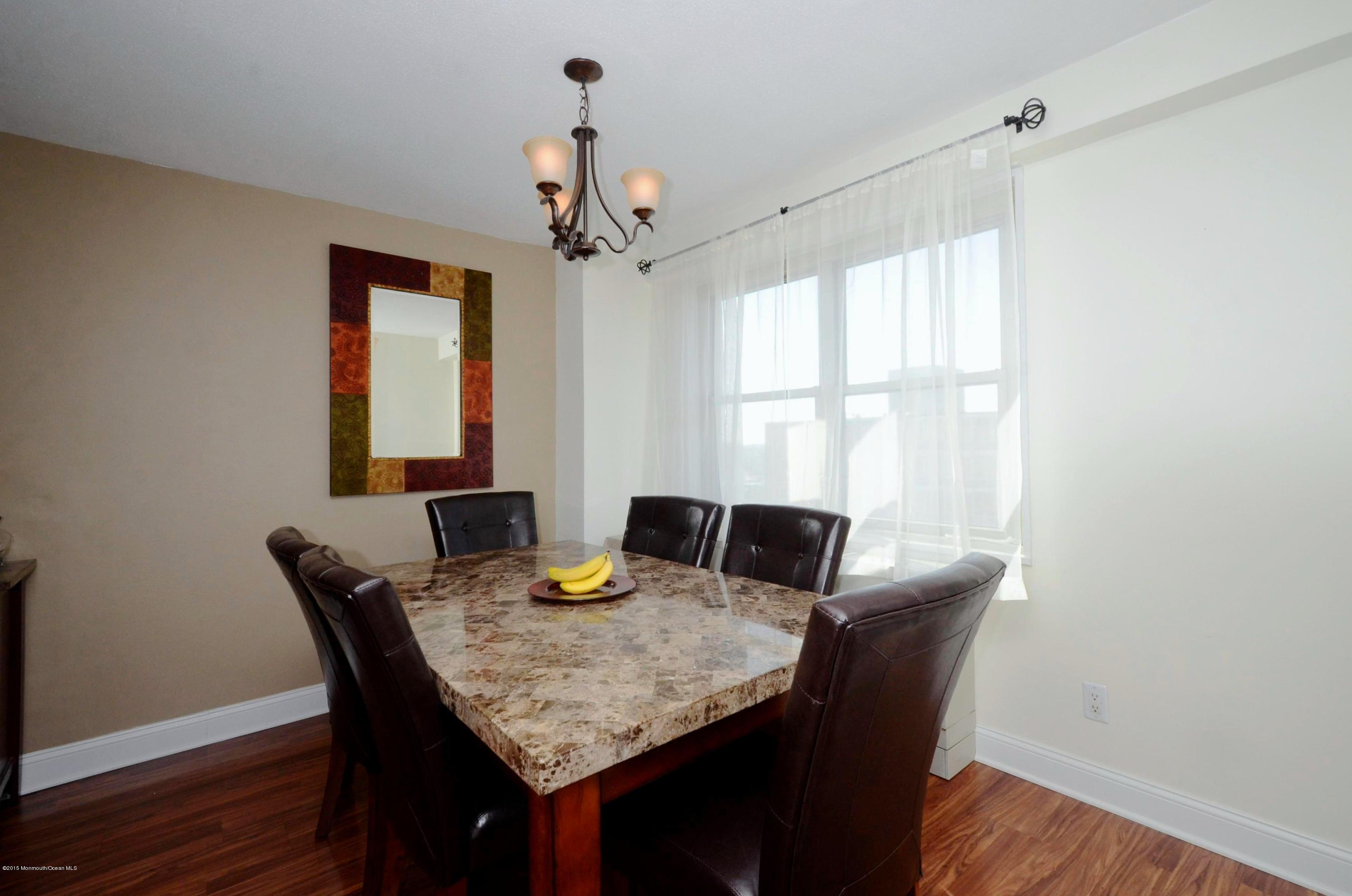 28 Riverside Avenue, Unit 10L Red Bank, NJ 07701 - Photo 7 of 12 _SPL9546