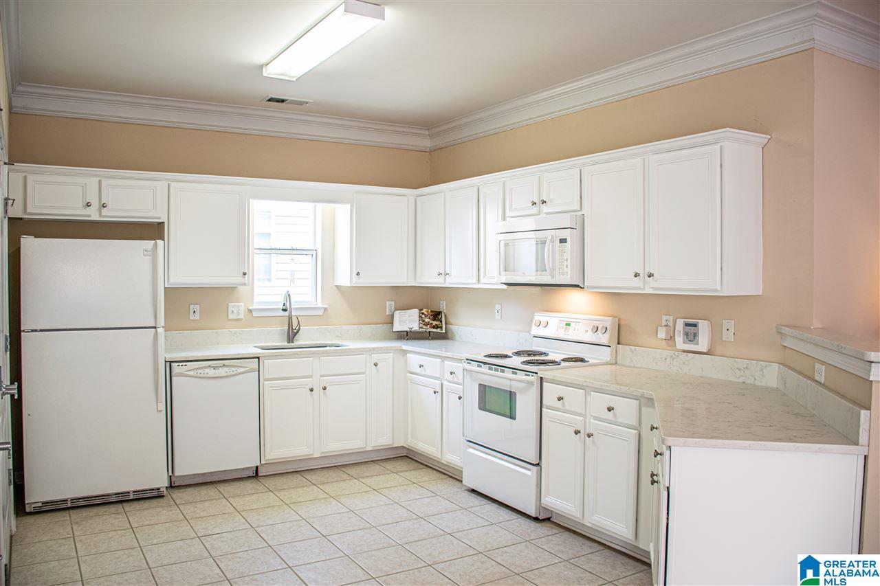 227 High Ridge Drive Pelham, AL 35124 - Photo 5 of 24