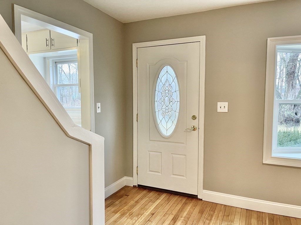 91 Wallace Road Fitchburg, MA 01420 - Photo 8 of 35 Gallery Image 8