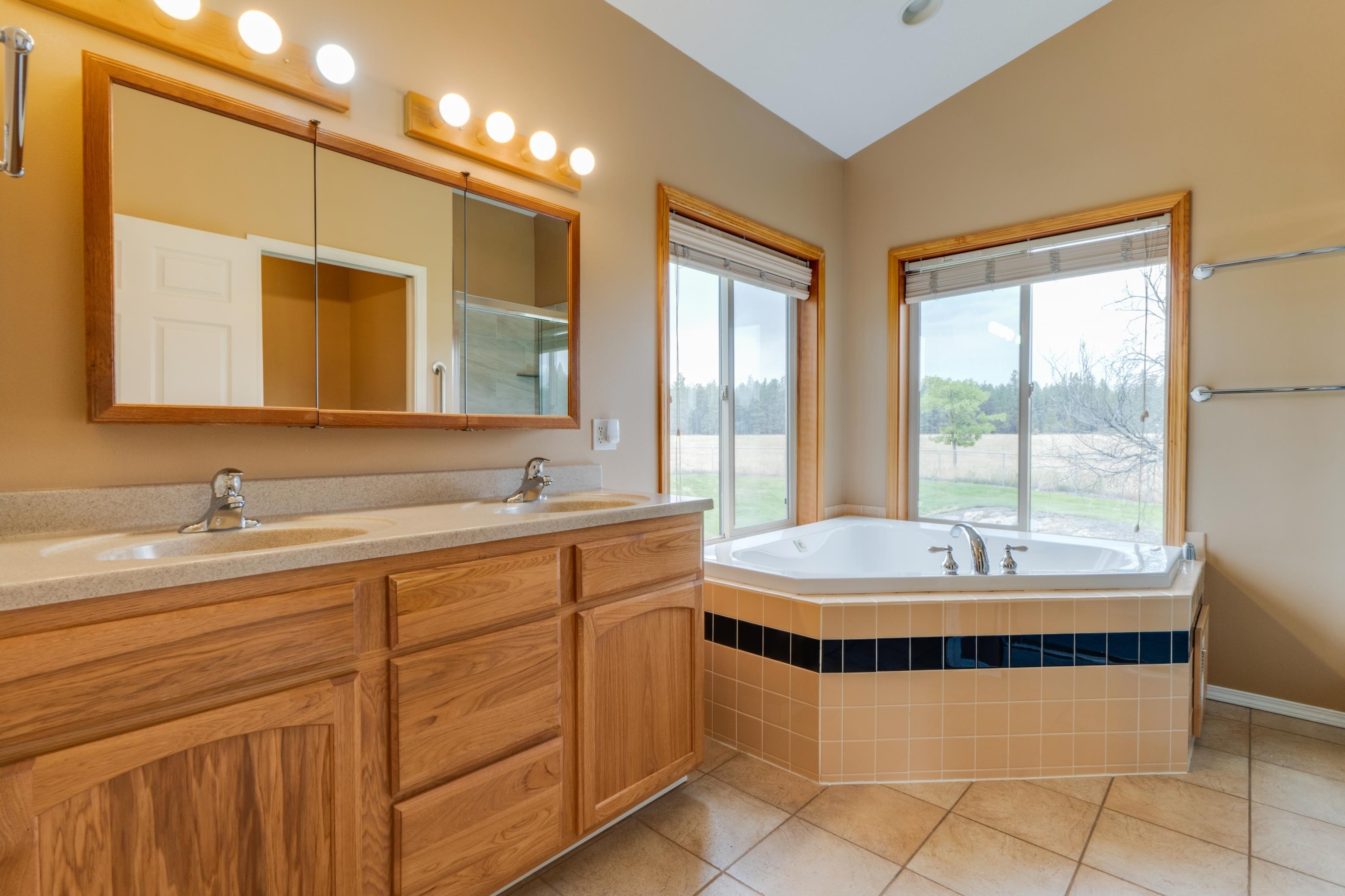 9326 South Spotted Road Cheney, WA 99004 - Photo 16 of 50