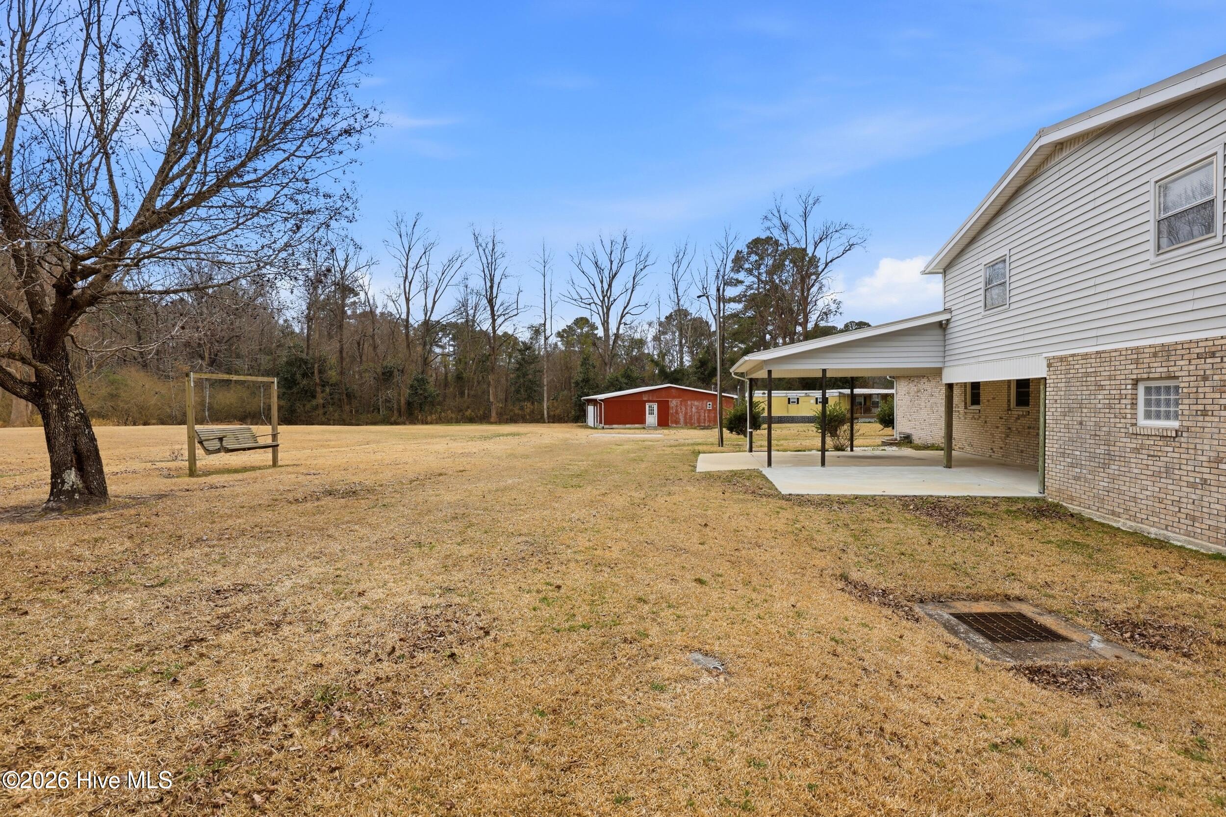 641 Haws Run Road Jacksonville, NC 28540 - Photo 5 of 83 46_641_haws_run_rd_046