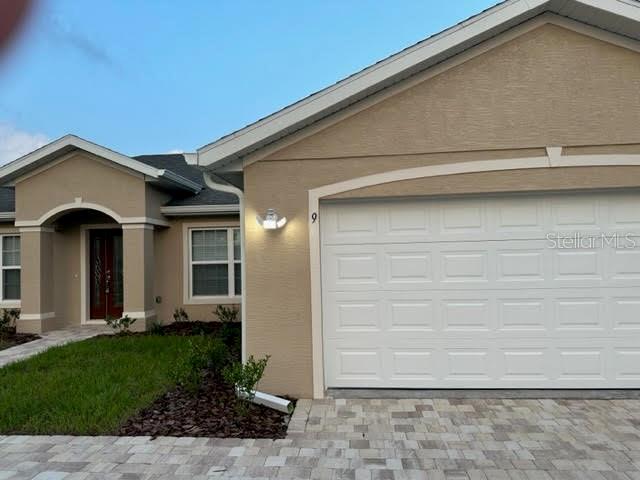 9 Lewis Place Palm Coast, FL 32137 - Photo 2 of 18