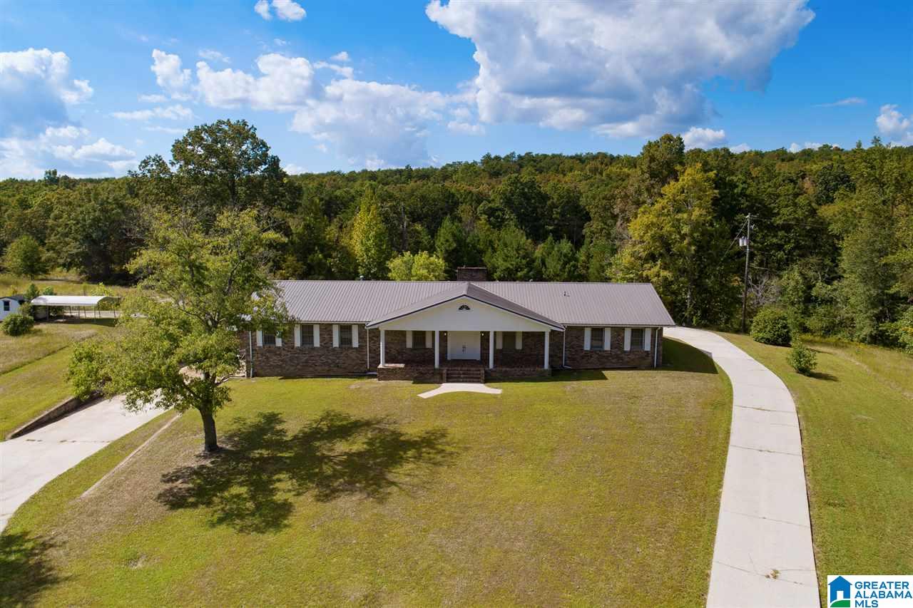 6743 Castle Heights Road Morris, AL 35116 - Photo 1 of 37