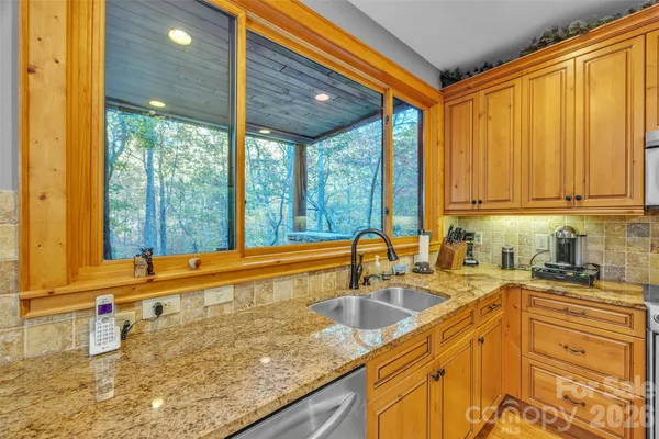 $599,999 | 89 Springhouse Drive, Unit A4, Elk Park, NC 28622