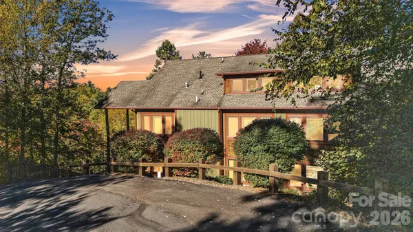 $599,999 | 89 Springhouse Drive, Unit A4, Elk Park, NC 28622