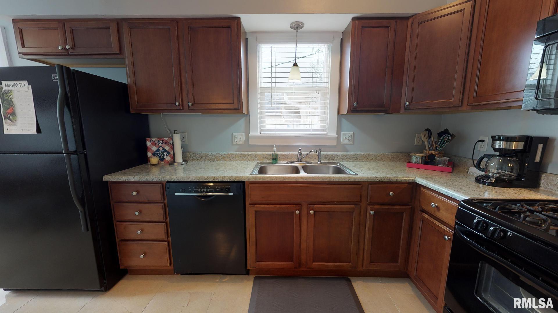 2132 North 5th Street Springfield, IL 62702 - Photo 11 of 27