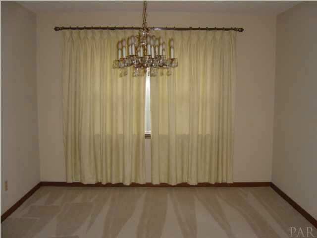 1054 Stillbrook Road Pensacola, FL 32514 - Photo 19 of 24 Large dinning room new carpet