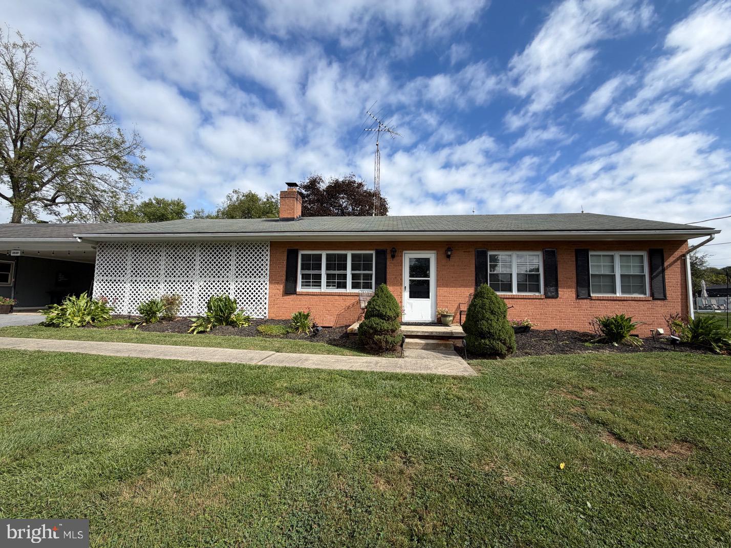 3539 Old Leetown Pike Ranson, WV 25438 - Photo 2 of 38 Gallery Image 2