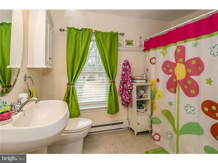 1093 General Sullivan Road Washington Crossing, PA 18977 - Photo 21 of 25 Bathroom