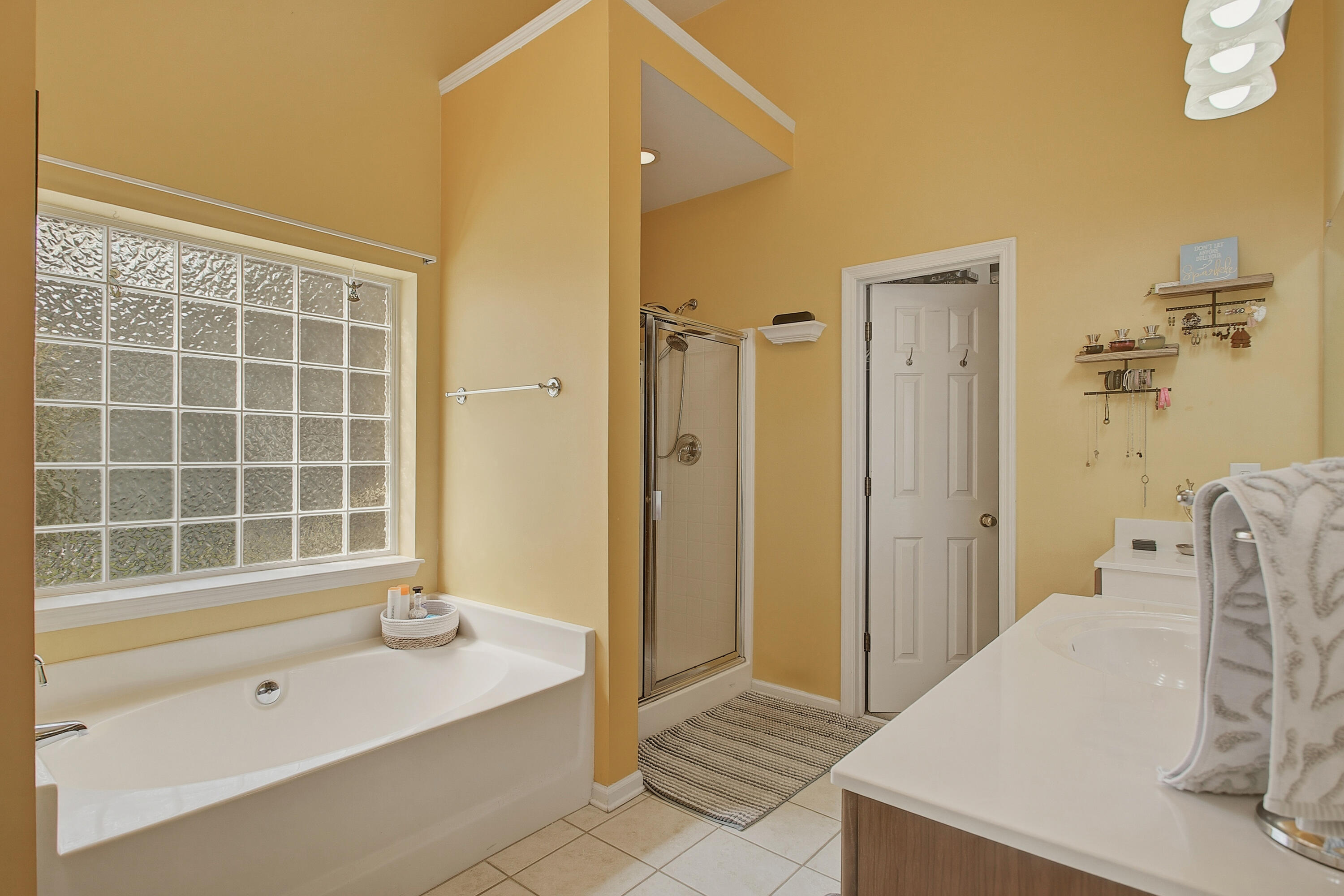 9382 Harroway Road Summerville, SC 29485 - Photo 22 of 45 9382 (24)
