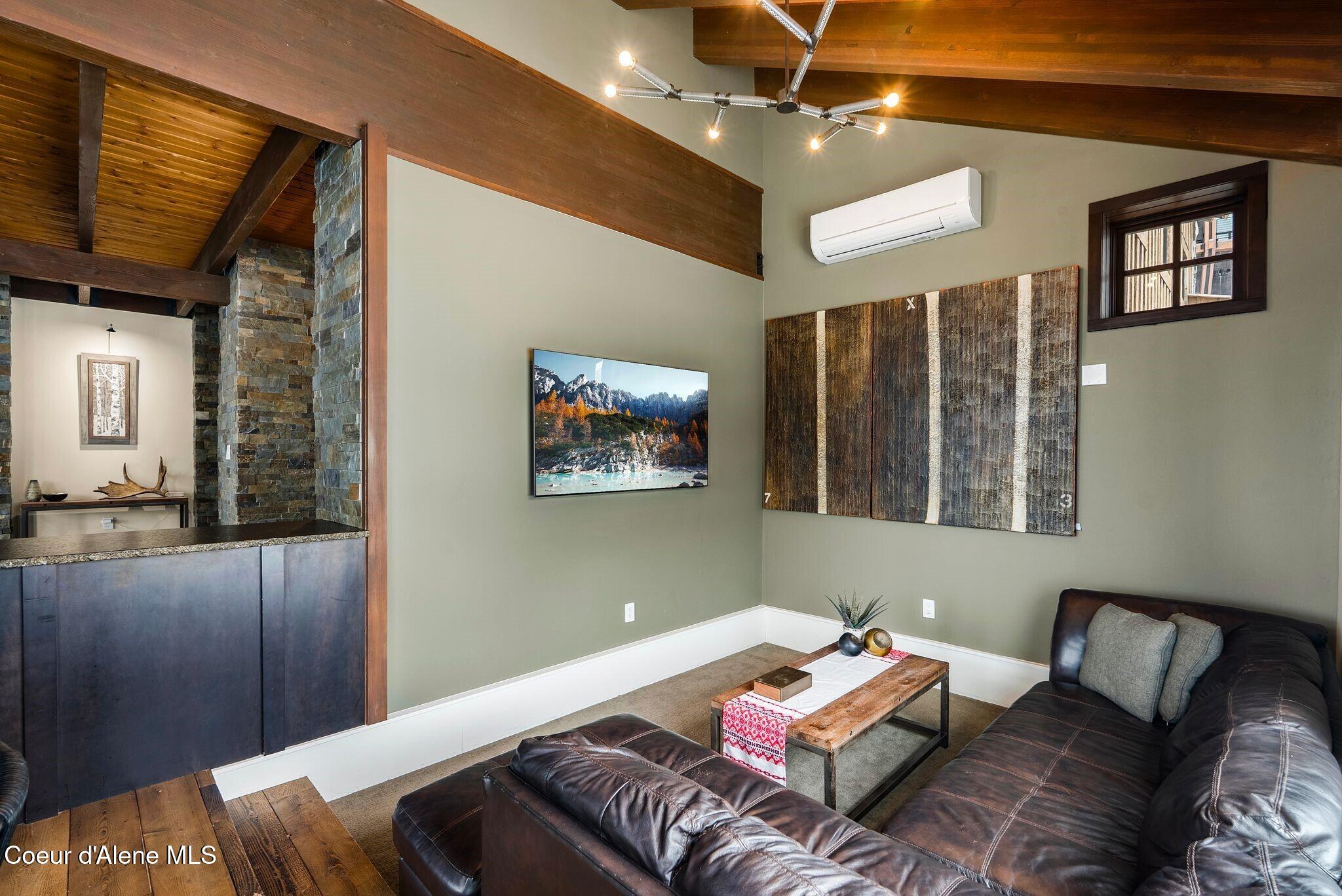 99 Village Lane Sandpoint, ID 83864 - Photo 22 of 60 Main Floor Living Space