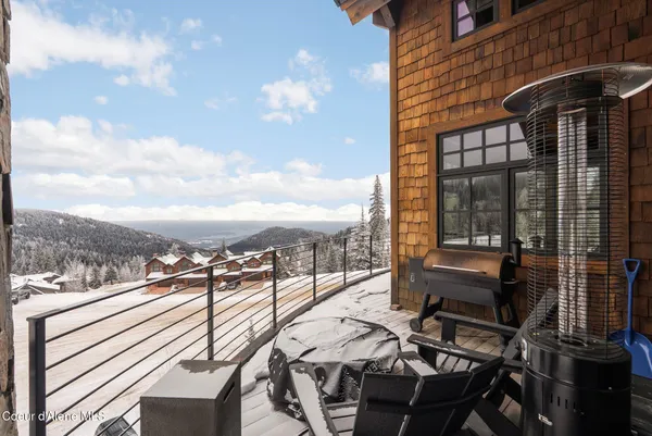 $6,000,000 | 99 Village Lane, Sandpoint, ID 83864