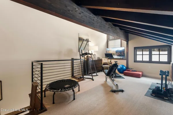 $6,000,000 | 99 Village Lane, Sandpoint, ID 83864