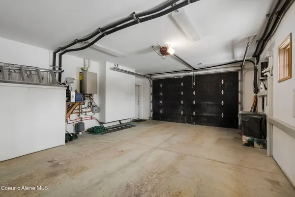 $6,000,000 | 99 Village Lane, Sandpoint, ID 83864