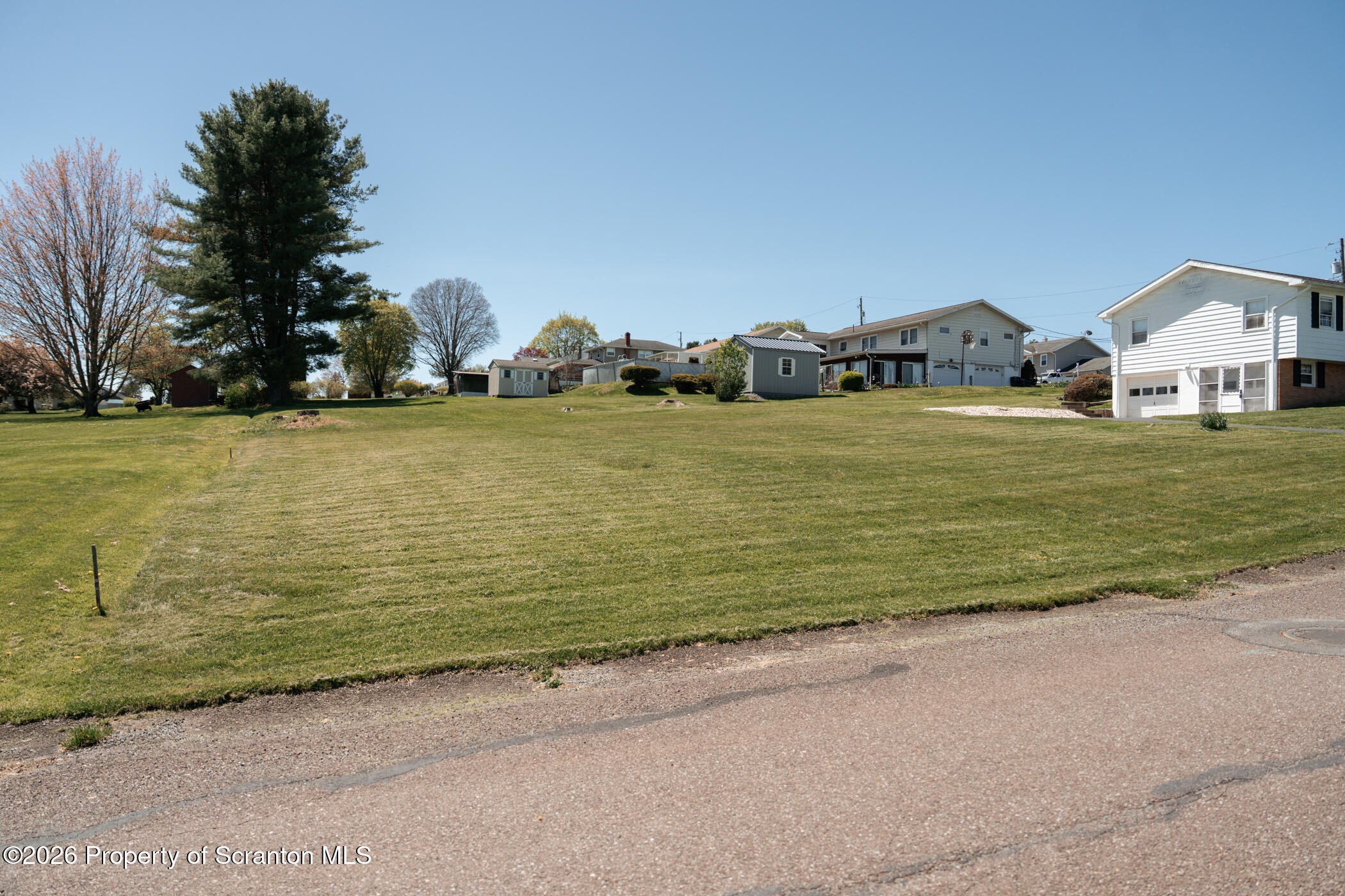 14 Evans Street Shavertown, PA 18708 - Photo 10 of 34 A7408789